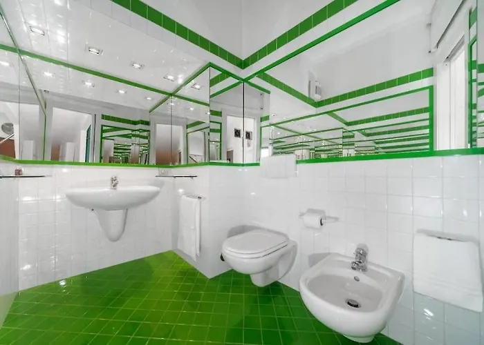 Contessa - Panoramic Villa Massino Visconti